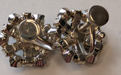 Vintage CLEAR RHINESTONE SCREW ON/BACK EARRINGS-Unmarked-1940s-1950s