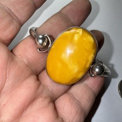 Bracelet Baltic Egg Yoke Butterscotch Amber Big Cabochon Vintage 6 3/4” Vintage