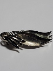 Vintage Silvertone Leaves Foliage Flame 3D Brooch Mid Century Fashion Jewelry