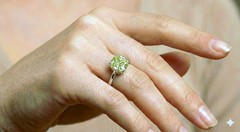 Platinum Vintage Engagement Ring 3.02ct.Natural Yellow Radiant Cut Diamond GIA