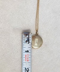Vintage 40s 14k Gold Filled “M” Monogram BB Co Striped Locket Pendant Necklace