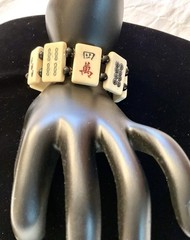 VINTAGE ASIAN CHINESE MAHJONG TILE STRETCH BRACELET