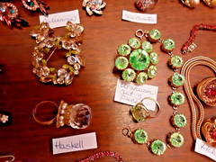 Vtg Costume Jewelry lot W/Gold,Silver , Weiss,krementz,Haskell,Hobe &Rhinestones