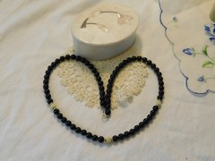 Black Onyx 14K Gold Beaded Necklace 18 inch w/ Trinket Soap stone box