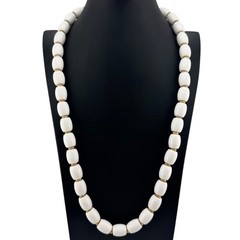 Vintage Crown Trifari MCM 1950s 1960s White Lucite Barrel Beads 28″ Necklace