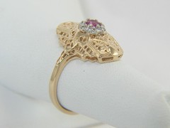 Vintage 10K Yellow Gold Natural Ruby Filigree Ring Size 6.5