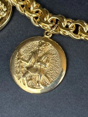 Vintage Camrose Kross JBK Gold Charm Bracelet Box &COA