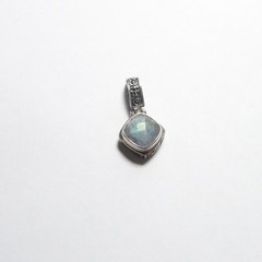 SARA BLAINE Willow House Sterling Silver 4.00 Ct Natural Labradorite Pendant