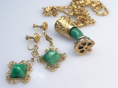 Vintage Faux Jade Nefertiti Necklace & Peking Glass Dangle Earrings Lot