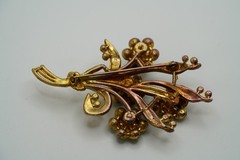 Vintage 8cm Gold Tone Green Rhinestone Flower Brooch Large JB39