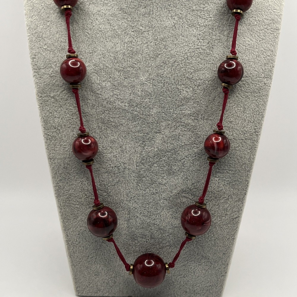 Vintage Les Bernard Graduating Marbled Acrylic Beaded Necklace Brass Spacers 28”