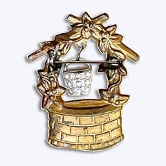 Vtg Gold Tone Wishing Well Brooch Dangling Bucket Garden Flowers Lapel Pin Retro