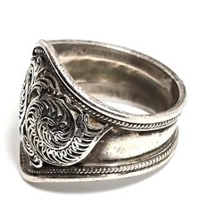 Nepalese Nepal Detailed traditional tribal sterling silver vintage ring size 6.5