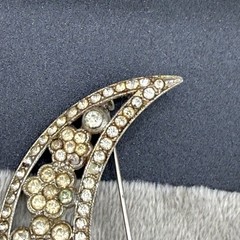 Vintage Rhinestone Brooch Silver Tone Crescent Moon
