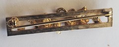 Vtg Avon Gilded Morning Glory Bar Pin / Brooch & Stud Earrings Gold Tone