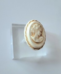 Hand Painted Molded Porcelain Brooch silhouette Cameo Victorian Style Vtg