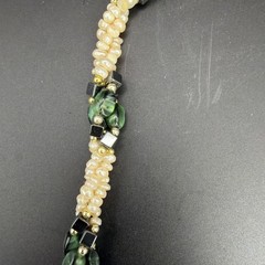 Elegant Vintage-Style Twisted Pearl – Gemstone Statement Necklace 19 Inches