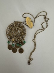 Vintage Goldette Gold Tone Asian Statment Faux Jade Dangles Necklace