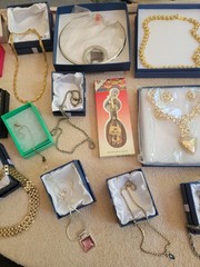 #A1 VINTAGE LOT OF MIXED JEWLERY NECKLACES ETC. IN BOXES FROM A LOCAL ESTATE
