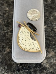 Artisan Deborah CLOSE Sterling Silver Mixed Metal Garnet Onyx Modernist Brooch