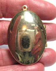 12K GOLD FILLED LARGE OVAL LOCKET ETCHED FLORAL 1 X 1 1/2″ 9.6 GRAMS J-516
