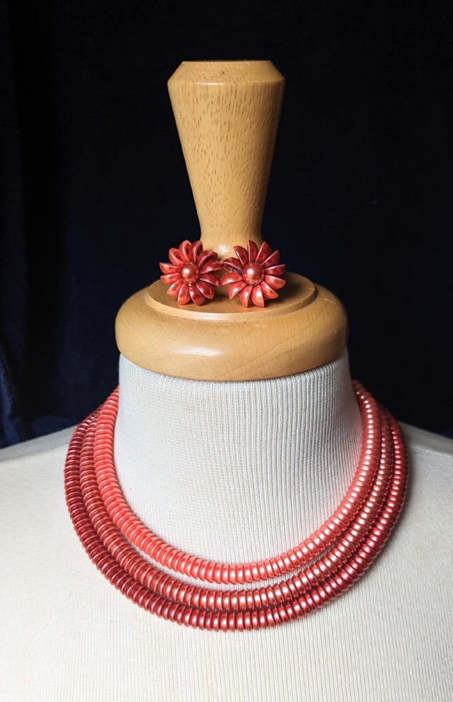Vtg MCM 3 Strand Japan OMBRE Orange Coral Red Beads NECKLACE Clip EARRINGS SET
