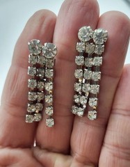 Vintage 1+3/4″ screw back Rhinestone earrings, dangling swags