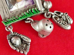 VTG c1980’s DANECRAFT MVP BASEBALL PHOTO FRAME DANGLE CHARM PEWTER BROOCH PIN