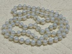 VINTAGE OPALITE OR OPALINE OPALESCENT GLASS BEAD NECKLACE HAND KNOTTED 26”