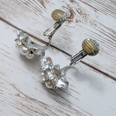 Vintage Clip On Earrings – 5/8″ Faux Pearls – Missing Gems & Cosmetic Issues