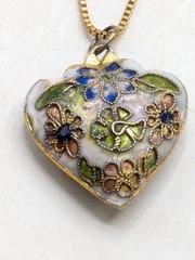 Vintage Cloisonne Floral Puffy Heart Pendant Gold Tone Necklace