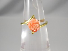 Vintage Gold Tone Solitary Carved Pink Coral ? Flower Fashion Sz 4.25 Ring 1100