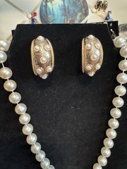 Vintage Faux Pearl Jewelry Set 16” Necklace Gold Tone Earrings Bracelet