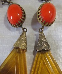 Vintage Art Deco Czech Amber Tone Pressed Glass Dangle Drop Pendant Earrings