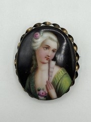 Antique Victorian Cameo Portrait Brooch Porcelain Hand Painted Pin Gold Filled