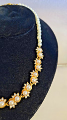 Necklace Elegant Vintage-Style Faux Pearl & Rhinestone Gold Tone Lobster Clasp