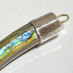 Vintage 925 Sterling Silver Abalone Shell Carved Horn Corniche Pendant *READ