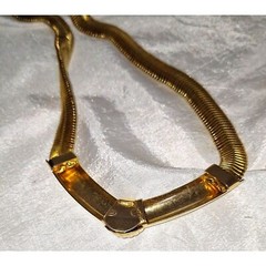 Omega Style Vintage Women’s Necklace Thick Herringbone Mob Wife Gold Tone