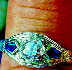 Original EARTH MINED DIAMOND Deco Engagement Ring Solid 18K WHITE GOLD Solitare
