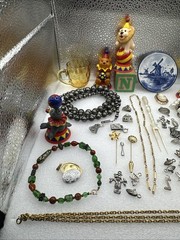 Junk Jewelry Lot Craft Vintage Miscellaneous Items Great Variety! – A