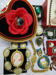 Vtg/Now/Deco/Jewelry Lot Locket Cameo 925 Box CROWN TRIFARI SWISS MONET+s/Signed
