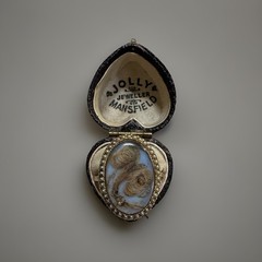 Antique Georgian Prince Of Wales Mourning Ring With Seed Pearls
