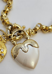 Vintage Joan Rivers Gold Tone Belcher Chain Heart Charm Necklace 32 in