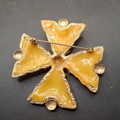 Vintage Maltese Cross Gold Tone Crushed Faux Abalone Brooch Pin Costume Jewelry