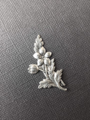 30924 – 2 Pc Victorian Floral Spray Jewelry Finding Silver Oxidized