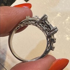 VINTAGE 18K WHITE GOLD 3 CT NATURAL DIAMOND RING!
