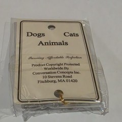 Conversation Concepts Vintage 0.5″ Tan Greyhound Zipper Pull Charm