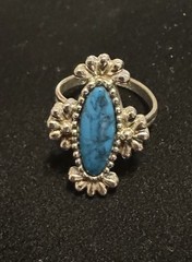 Vintage 1977 SARAH COV ‘Blue Cloud’ Adjustable Ring With Faux Turquoise Stone
