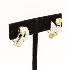 Coro Vintage White Enamel Earrings Silver Tone Clip On Hinge Screw Back Signed