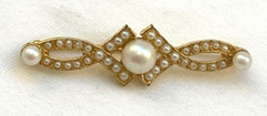 Vintage Mimi D’N Brooch Gold Tone Faux Pearl Edwardian Revival 2″ 1983